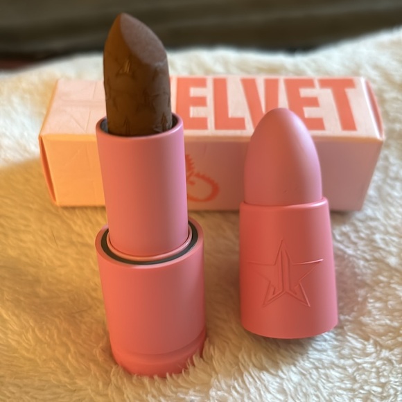Jeffree Star velvet trap lip stick - Picture 2 of 4